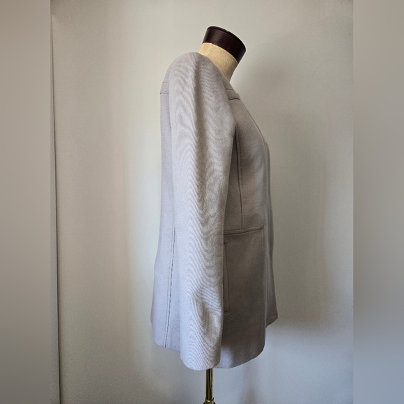 Banana Republic Light Gray Collarless Coat. Size XS - Picture 4 of 12